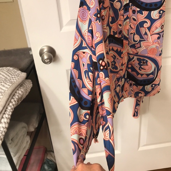 Multi-colored Fashion Nova Shirt Dress - Picture 4 of 8